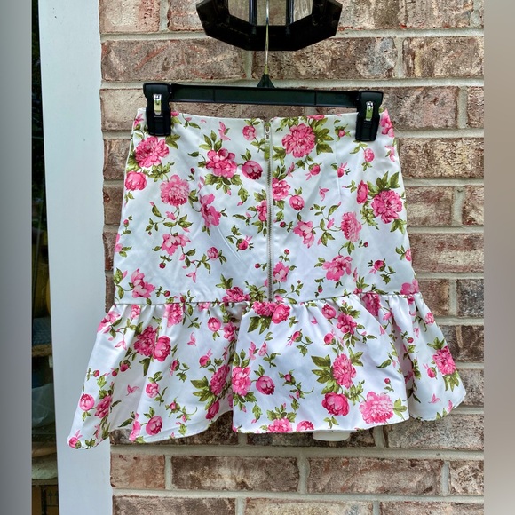 Fashion Nova Dresses & Skirts - White/Pink/Green Flirty Floral Ruffle Fashion Nova Mini Skirt